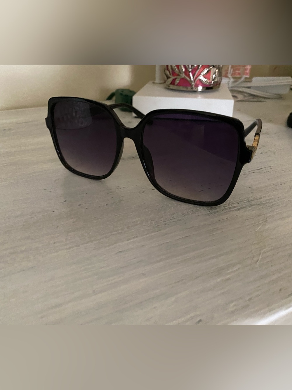 Women's Black Gradient Lens Oversized Sunglasses